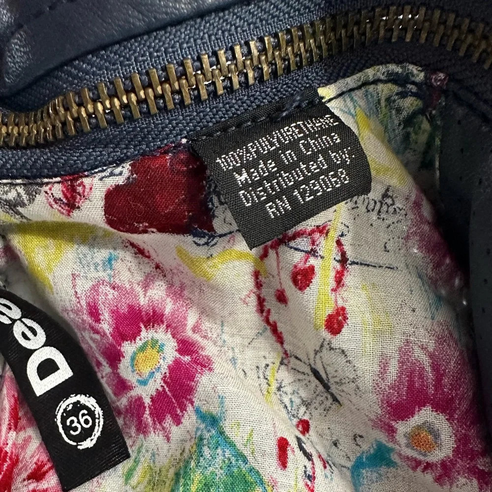 Desigual size 36